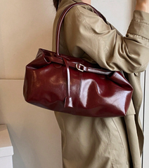 Hand-Held Belt Buckle Tote Bag