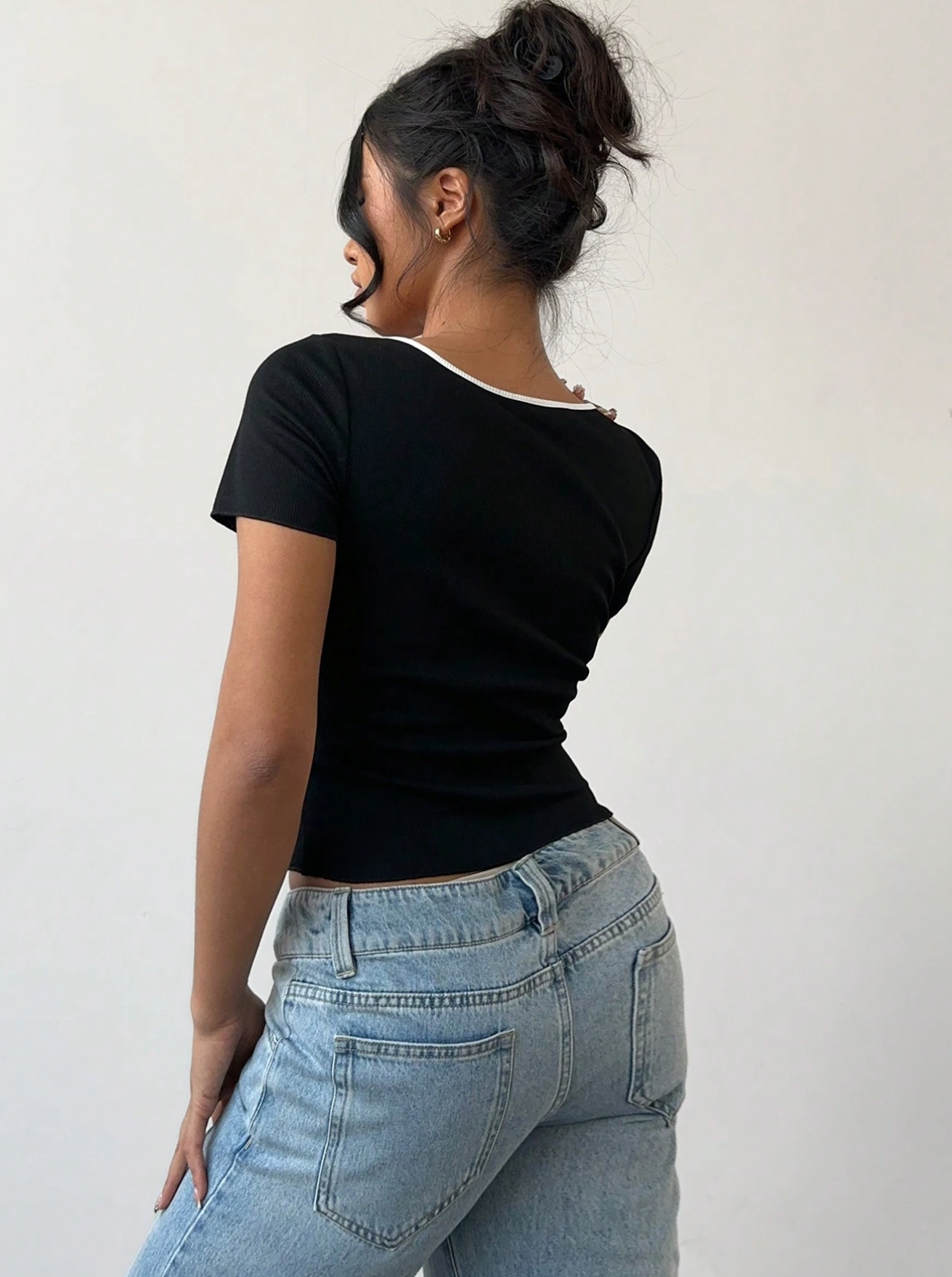 Contrast Trim Bow Decor Short Sleeve Top