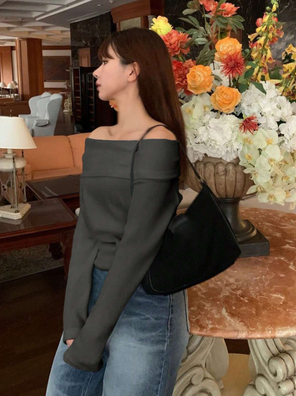 Open Shoulder Knitted T-