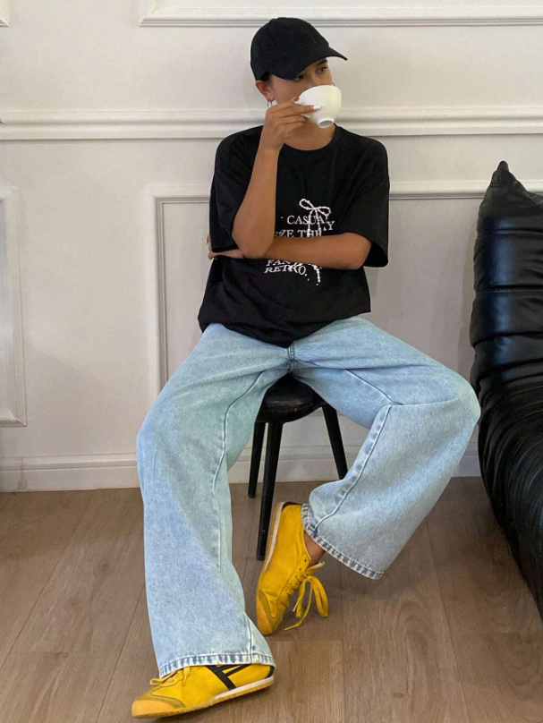 Casual Straight Leg Jeans With Washing Effect